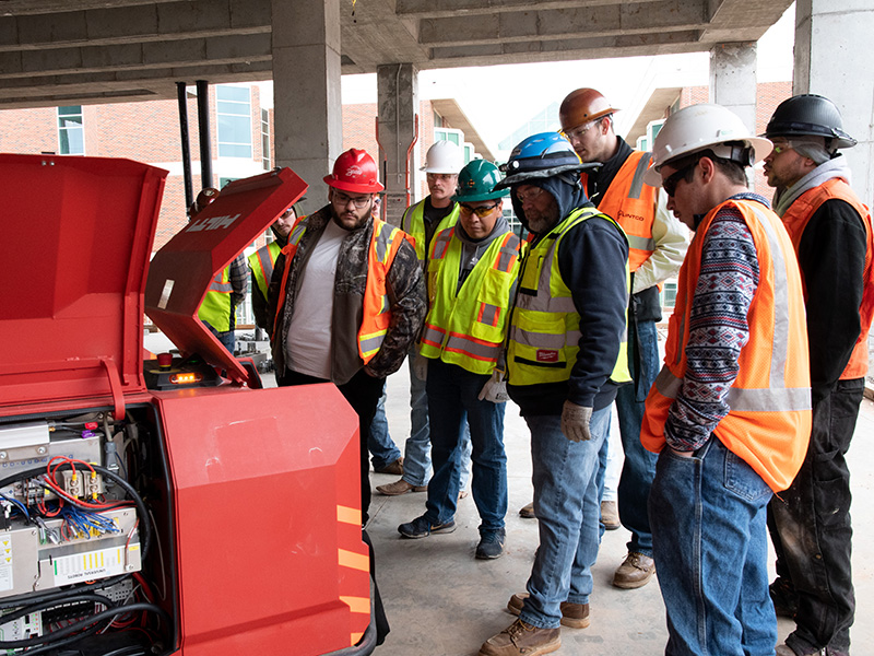 OSU-IT students get to see the JAIBOT robot upclose