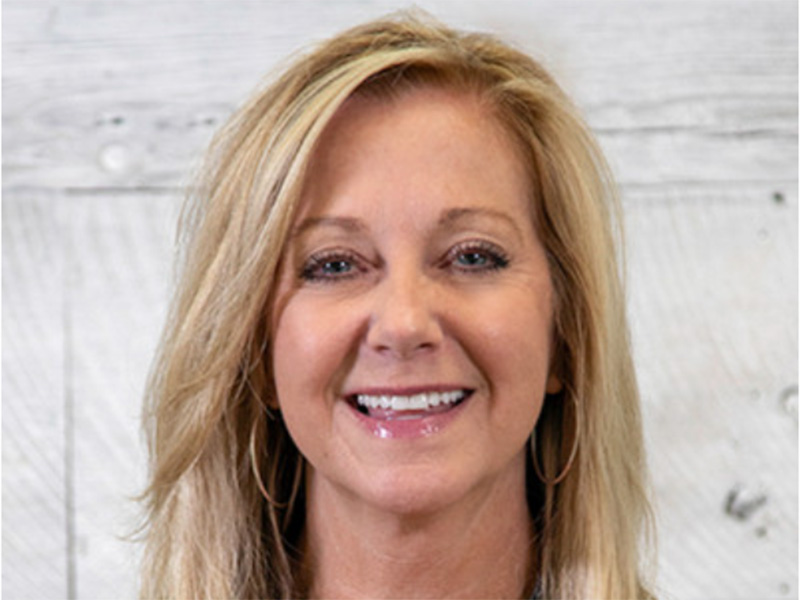 Teresa Gustafson headshot.
